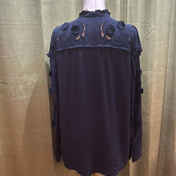 See By Chloe Blue Ruffled Bib Collar Blouse, US6 - Picture 12 of 16